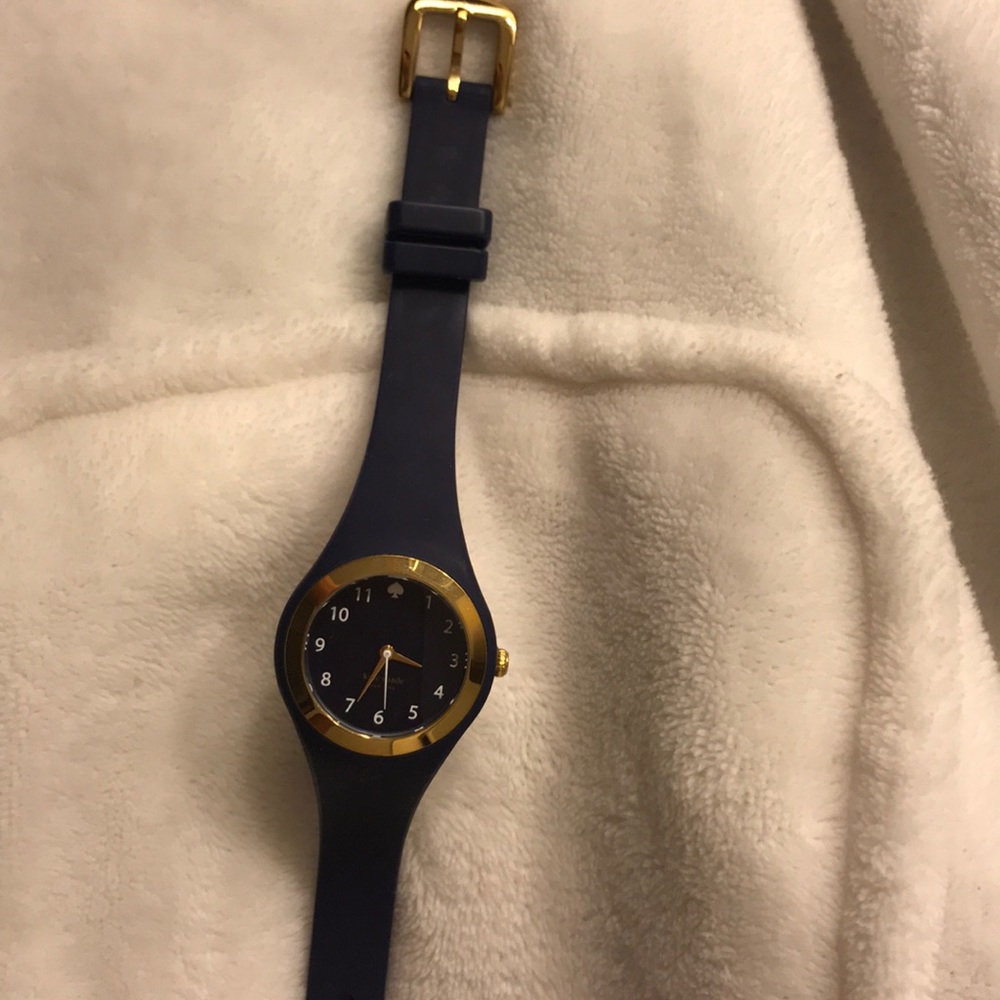 Watch - Picture 4 of 4